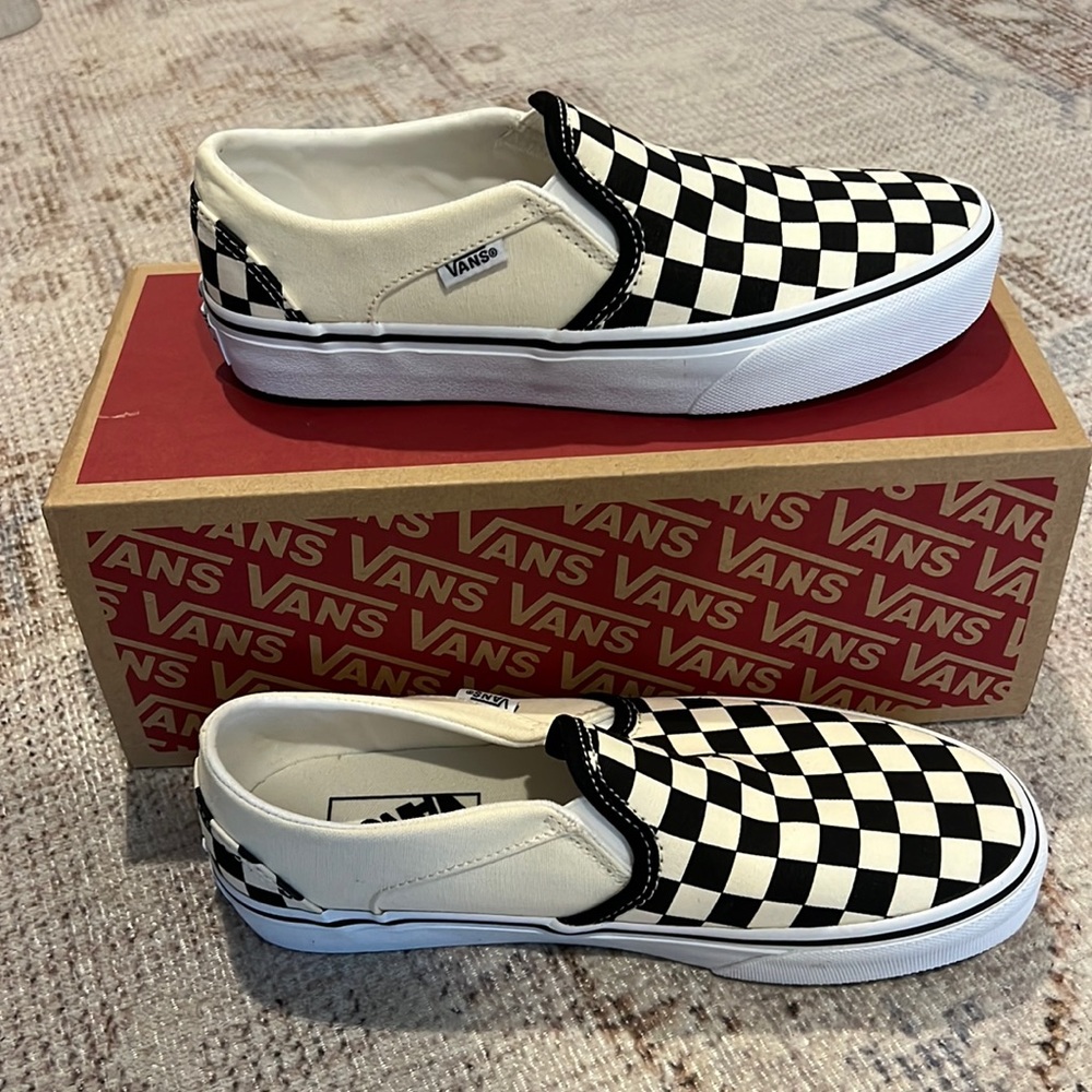 Vans slip on checkered NWT